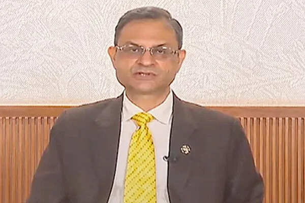 आरबीआई गवर्नर का बयान: दिसंबर में ब्याज दरों में कटौती की संभावना