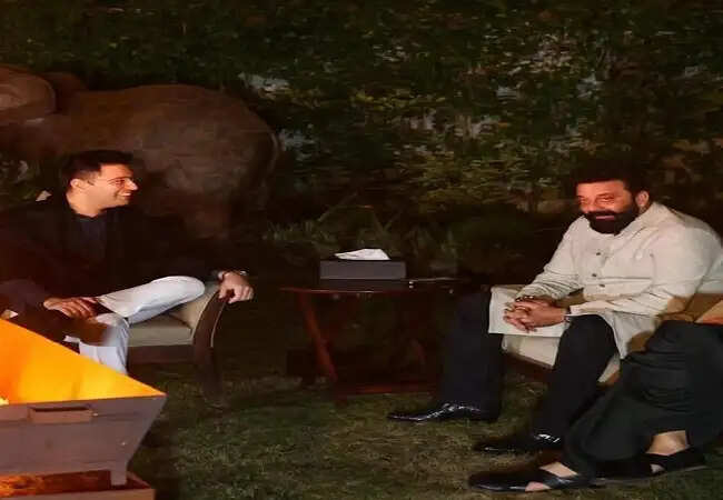 संजय दत्त की फिल्म धुरंधर की प्रशंसा में राघव चड्ढा का योगदान