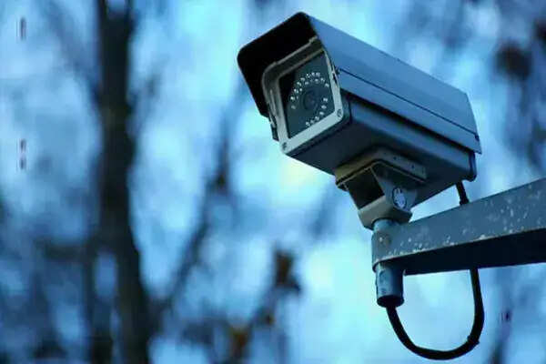 भारत में चीनी CCTV कैमरों पर सख्त पाबंदियां, सुरक्षा को मिलेगी मजबूती