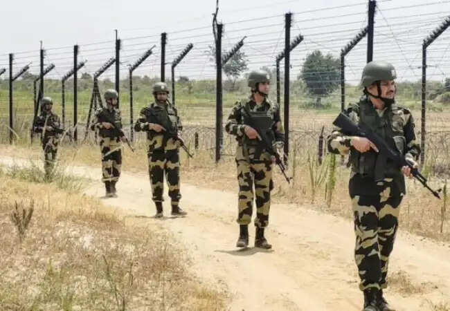 पश्चिम बंगाल ने BSF को 27 किलोमीटर भूमि सौंपी, सीमा सुरक्षा को मिलेगी मजबूती