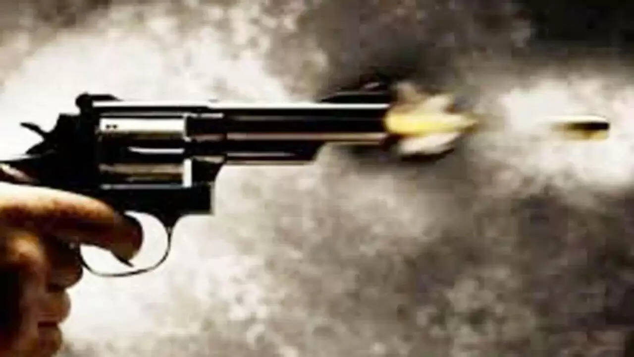 भिवानी कोर्ट में फायरिंग से मचा हड़कंप, विपक्ष ने उठाए सवाल