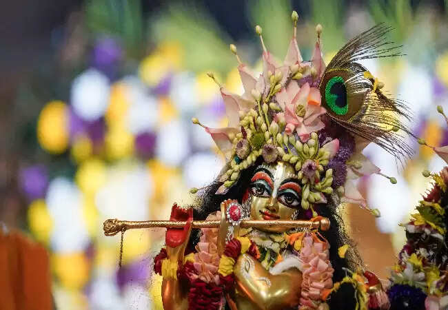 श्री कृष्ण जन्माष्टमी: एक महानायक की जीवन यात्रा
