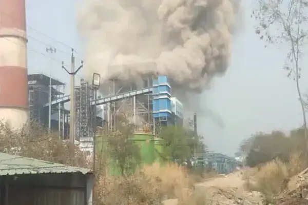 छत्तीसगढ़ में वेदांता पावर प्लांट में विस्फोट, 10 मजदूरों की जान गई