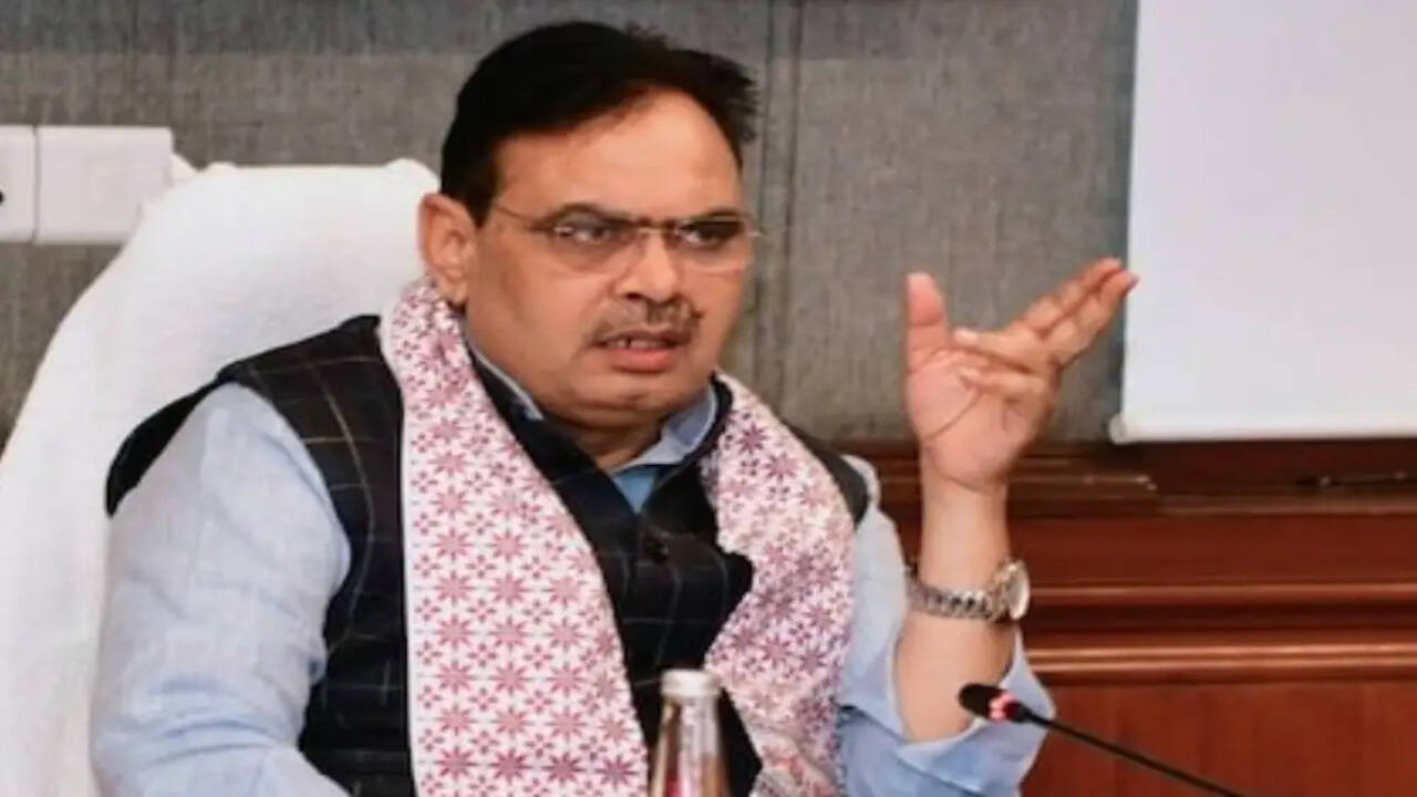 राजस्थान के मुख्यमंत्री भजनलाल शर्मा से मन्नालाल रावत की शिष्टाचार भेंट