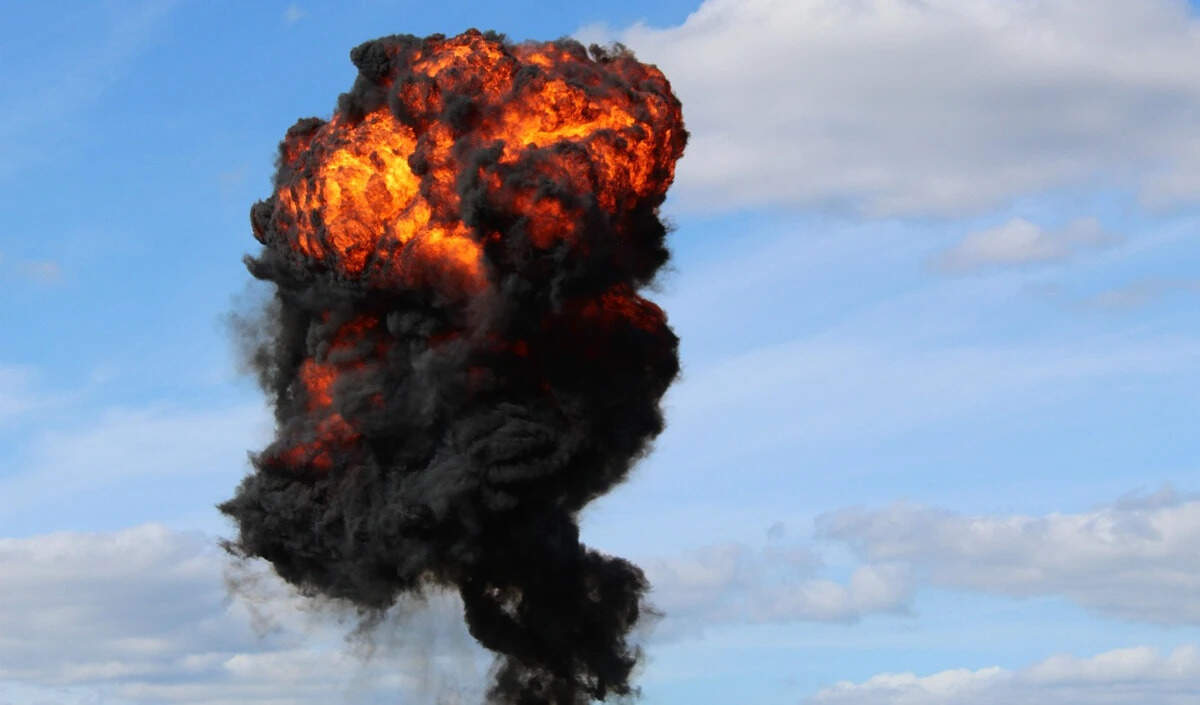 पेशावर में आत्मघाती हमले में सुरक्षा बलों पर हमला, तीन की मौत