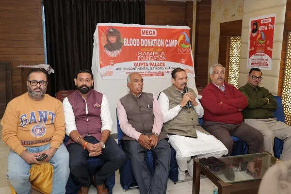 फगवाड़ा में नव्या हैल्पिंग हैंड द्वारा रक्तदान शिविर का आयोजन