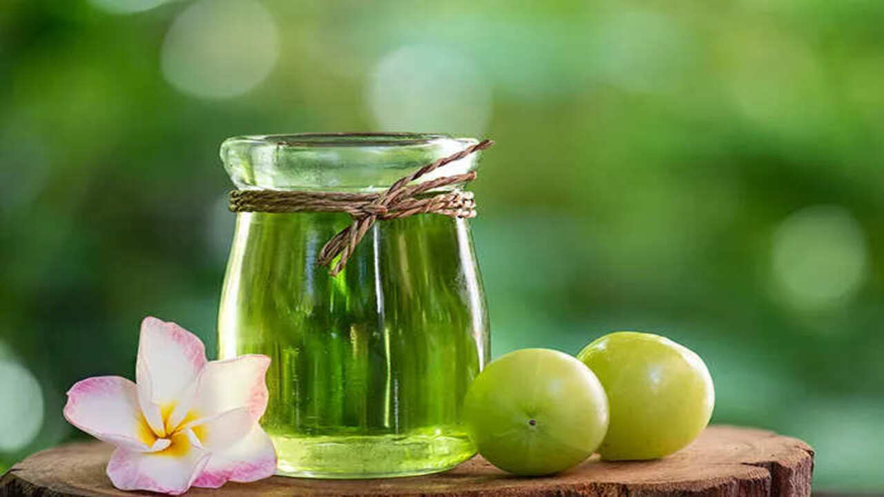 आंवला: बालों की मजबूती और खूबसूरती के लिए एक प्राकृतिक उपाय