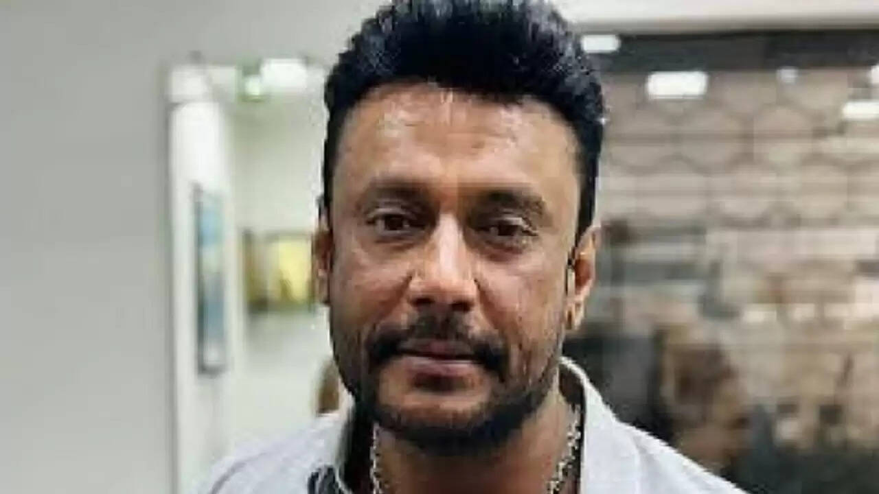अभिनेता दर्शन की जेल में दुर्दशा: क्या है रेणुकास्वामी हत्या मामले का सच?