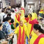 विश्वास फाउंडेशन ने सिविल अस्पताल पंचकूला में मरीजों को फल वितरित किए