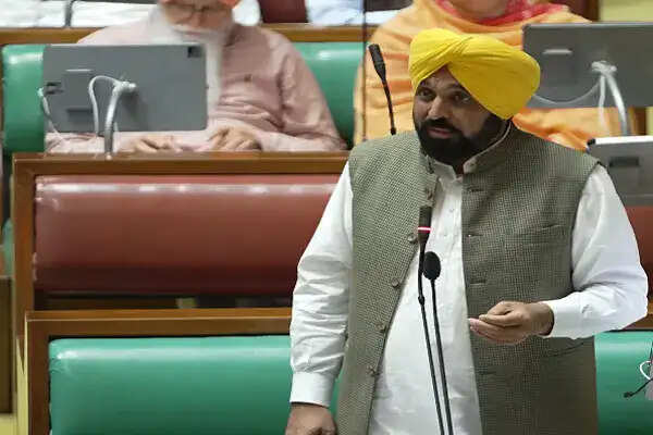 पंजाब विधानसभा में पेश हुआ बेअदबी रोकने वाला विधेयक, सख्त सजा का प्रावधान