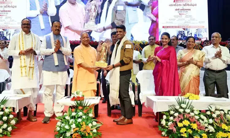 योगी आदित्यनाथ ने अंतरिक्ष यात्री शुभांशु शुक्ला के नाम पर छात्रवृत्ति योजना की घोषणा की