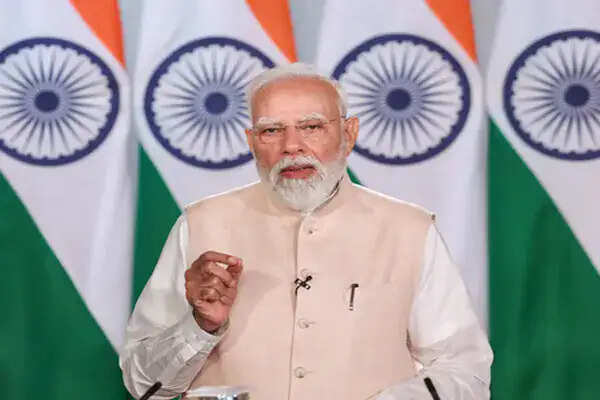 सूरत में पीएम मोदी का नया ईएसआईसी अस्पताल: श्रमिकों के लिए स्वास्थ्य सुविधा