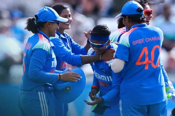 भारतीय महिला क्रिकेट टीम ने इंग्लैंड को हराकर वनडे सीरीज में बनाई नई उपलब्धि