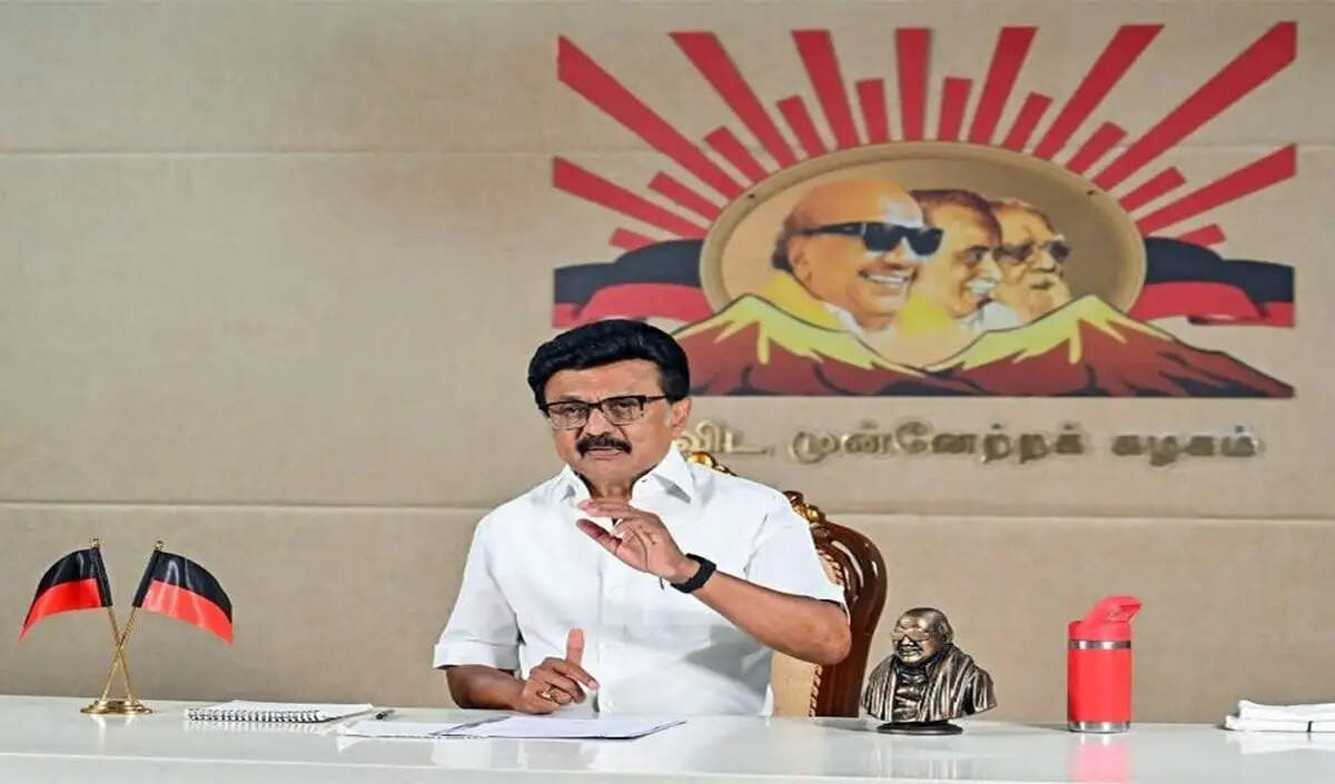 तमिलनाडु में नई सरकार के गठन के लिए स्टालिन का राज्यपाल से अनुरोध