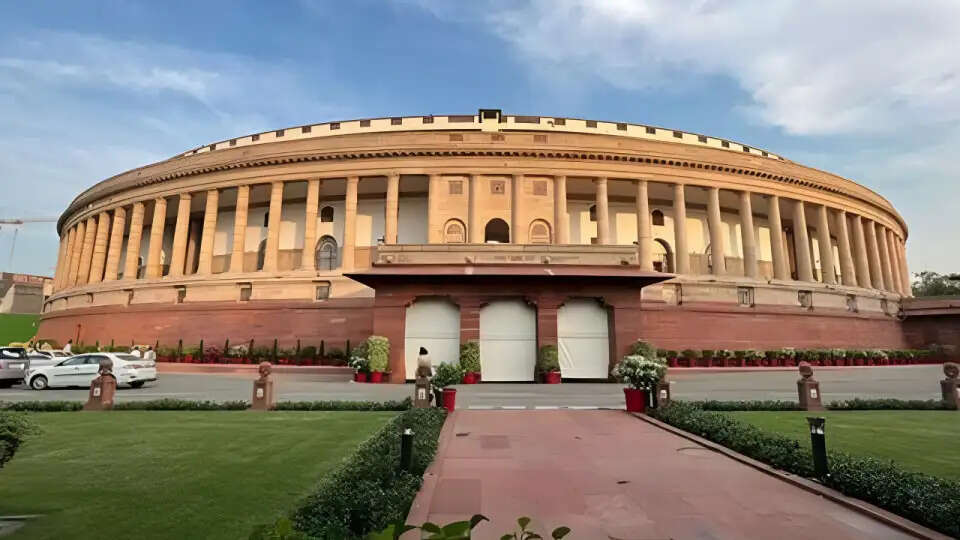 संसद के बजट सत्र की लाइव अपडेट्स: पीएम मोदी ने सुरक्षा पर जोर दिया