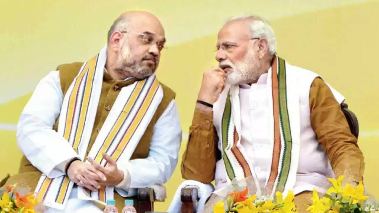 बिहार विधानसभा चुनाव: भाजपा ने बनाई सबसे बड़ी पार्टी, नीतीश की स्थिति भी मजबूत