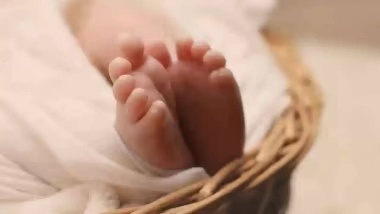 इंदौर में मां ने 9 महीने की बेटी की हत्या की, मामला बना चर्चा का विषय