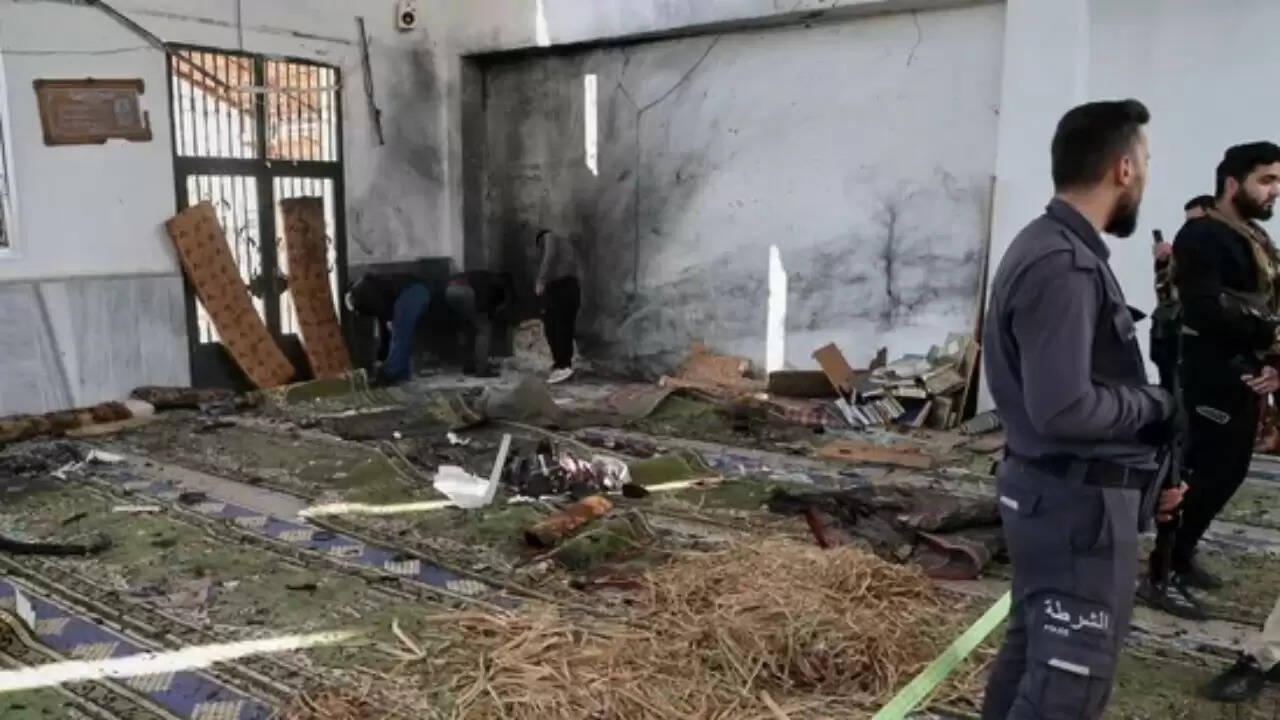 सीरिया के होम्स में मस्जिद पर हमला: आठ लोगों की मौत