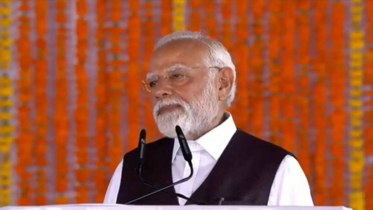 प्रधानमंत्री मोदी ने जम्मू-कश्मीर में यूएसबीआरएल परियोजना का उद्घाटन किया: एक ऐतिहासिक मील का पत्थर