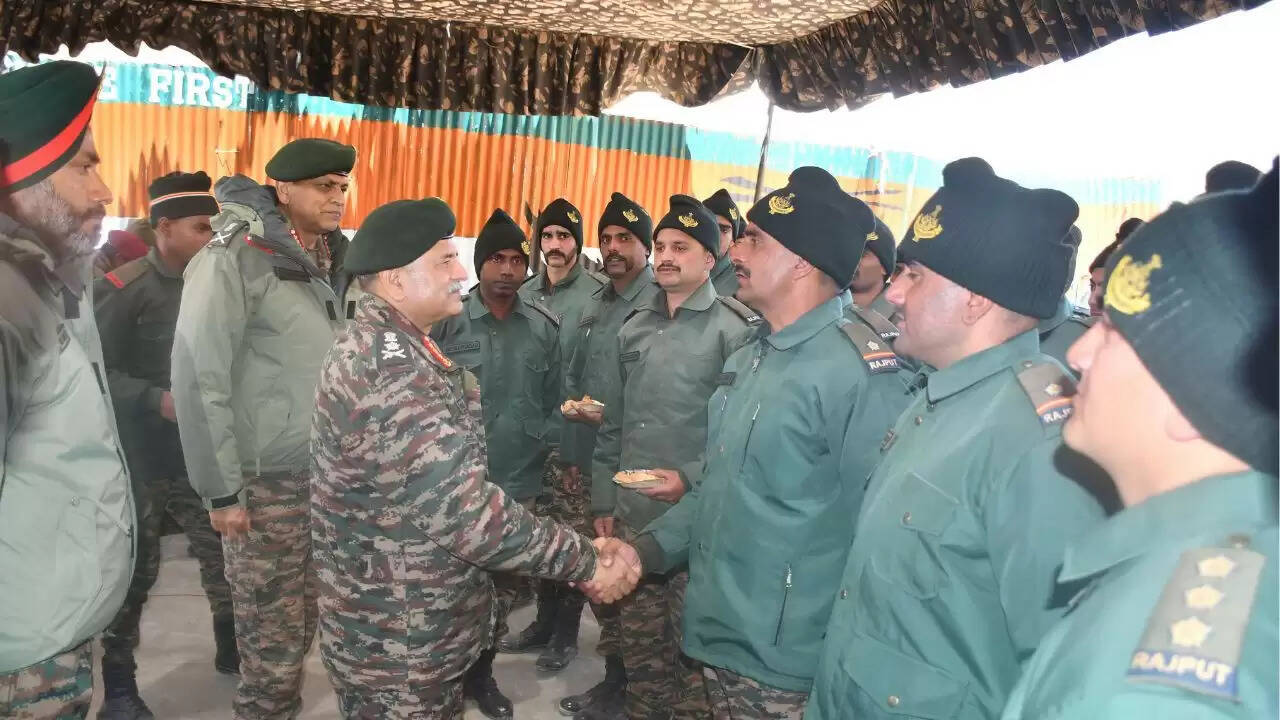 भारतीय सेना प्रमुख ने उत्तराखंड में सामुदायिक रेडियो स्टेशन का उद्घाटन किया
