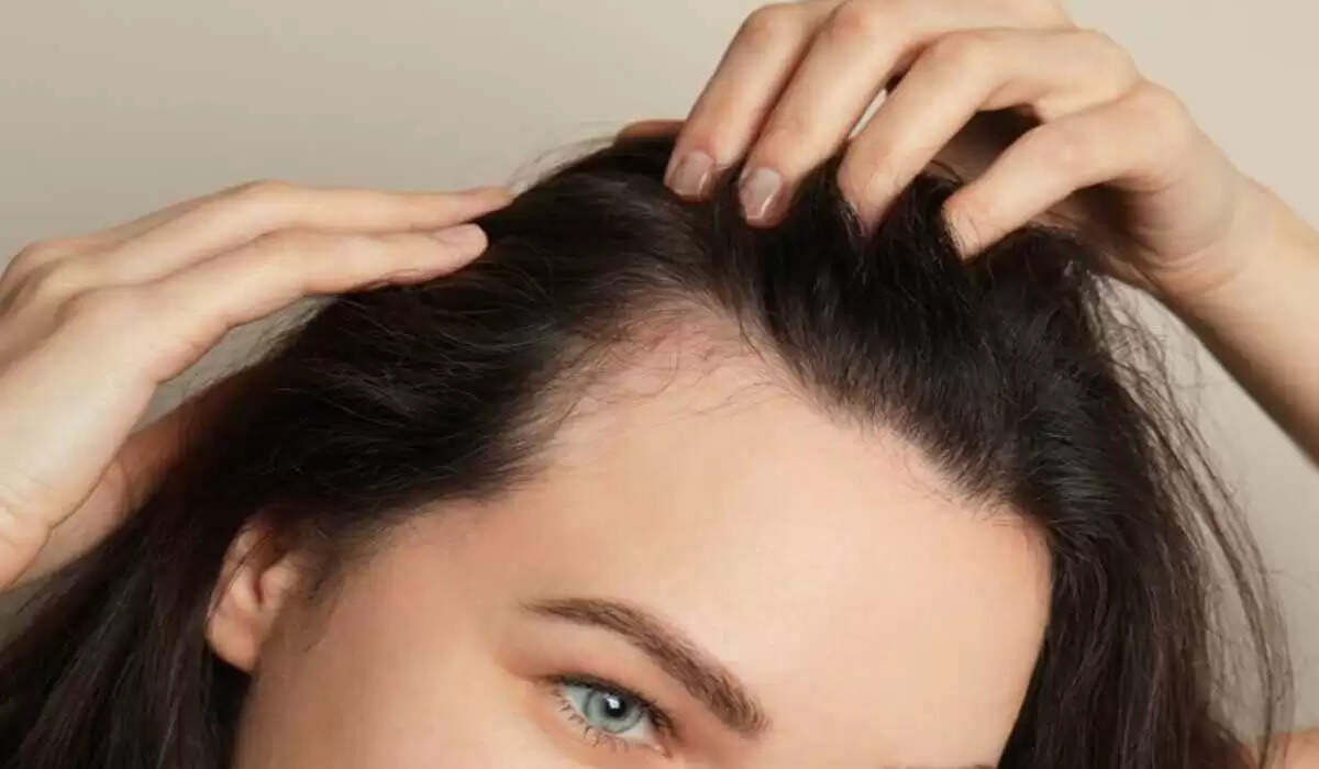 बालों के झड़ने से राहत पाने के लिए बनाएं यह पौष्टिक स्मूदी