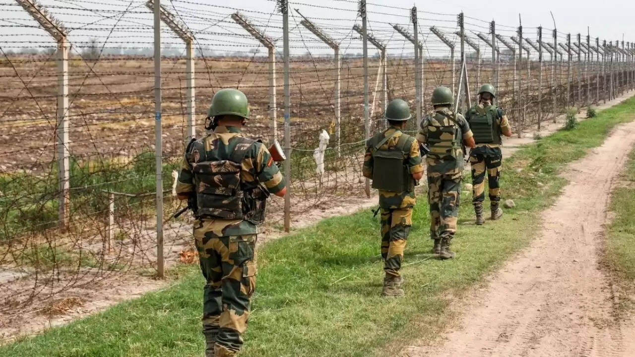 पाकिस्तान में फंसे किसान अमृतपाल को मिली एक महीने की सजा, परिवार ने की रिहाई की मांग