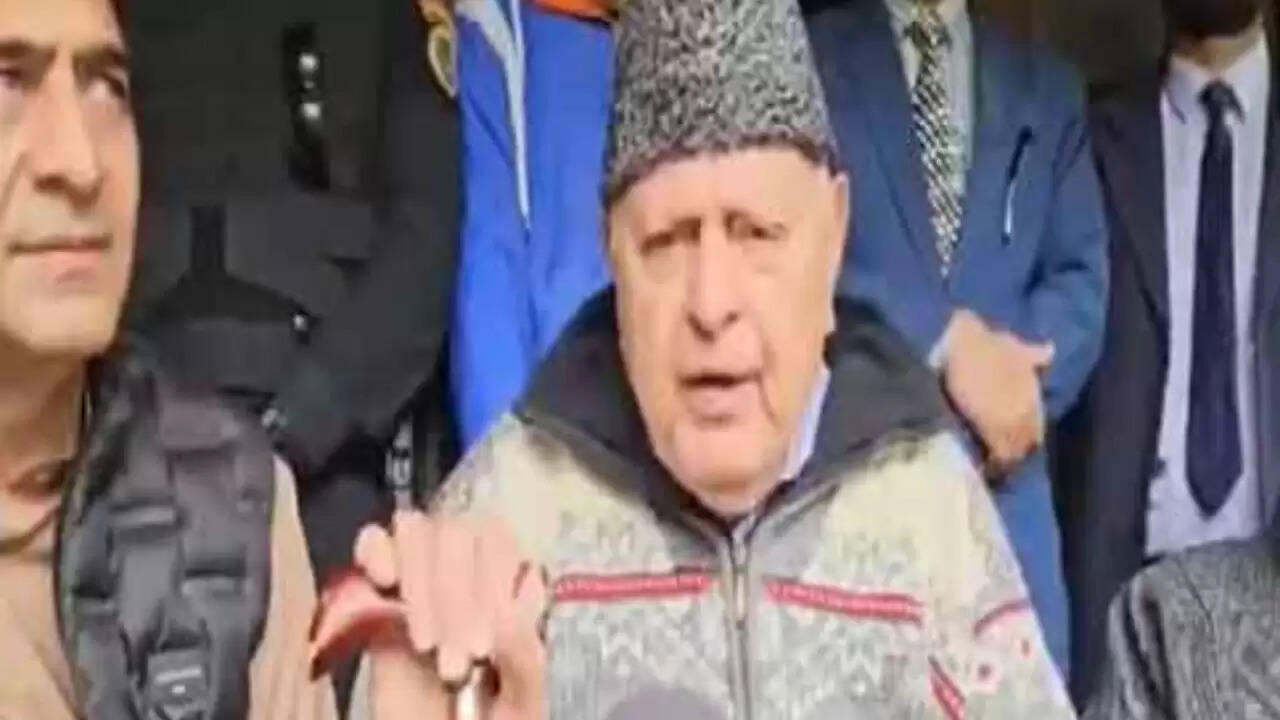 फारूक अब्दुल्ला ने बिलावल भुट्टो के बयानों को किया खारिज, कहा आगे बढ़ने के लिए जरूरी है समीक्षा