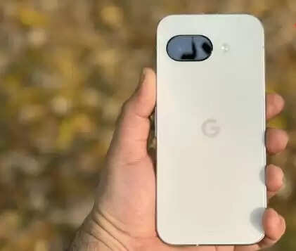 Google Pixel 10a: नया स्मार्टफोन अगले महीने हो सकता है लॉन्च