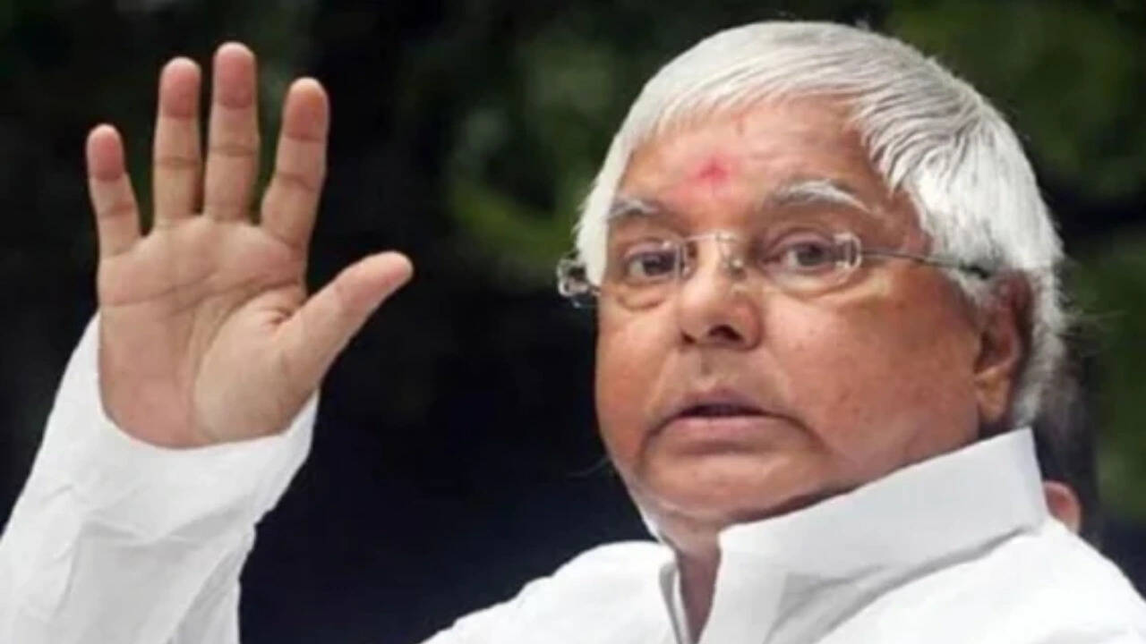 बिहार चुनाव में लालू यादव का नीतीश कुमार पर हमला, अपराध बढ़ने का आरोप