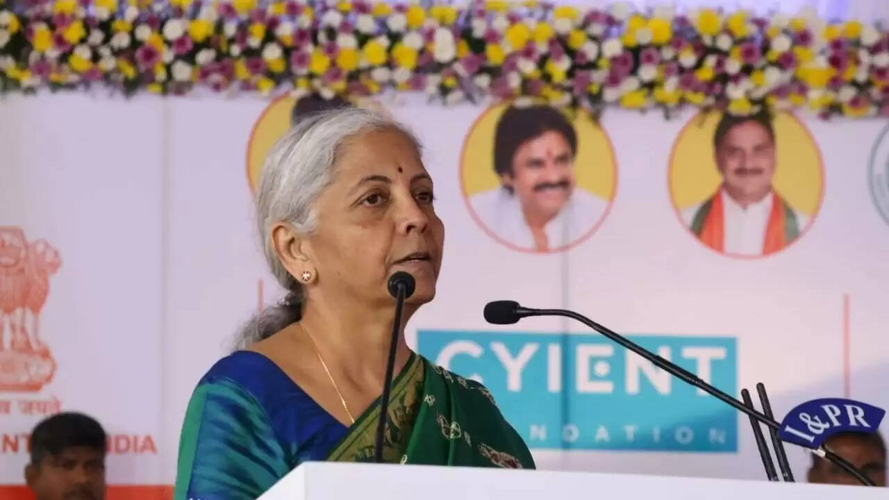 बजट 2026: निवेशकों की सतर्कता और शेयर बाजार की स्थिति