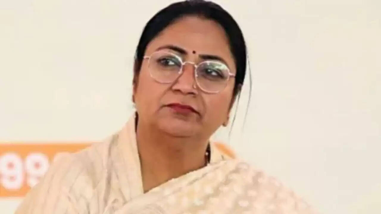 दिल्ली की मुख्यमंत्री रेखा गुप्ता की सुरक्षा में बढ़ोतरी: ज़ेड-प्लस स्तर की सुरक्षा मिली