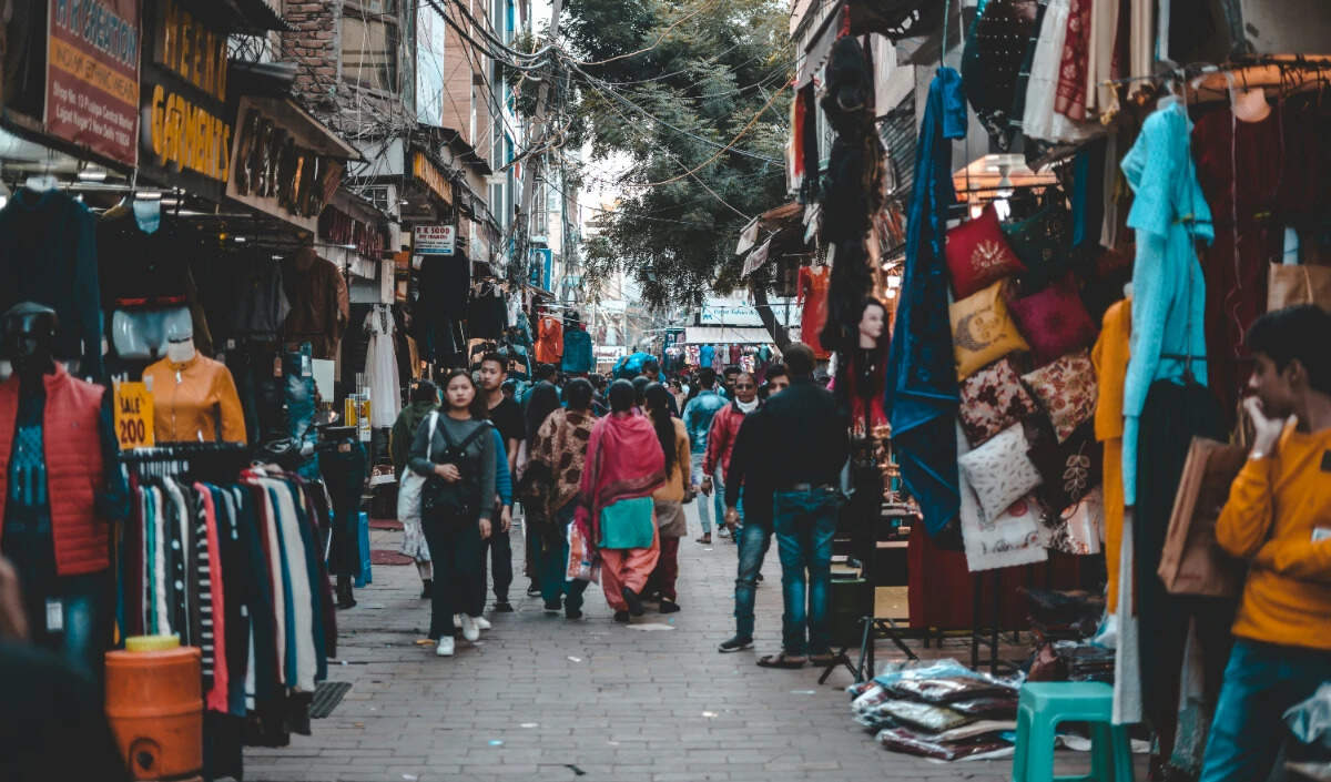 दिल्ली के प्रमुख बाजारों में करवाचौथ की खरीदारी के लिए बेहतरीन विकल्प