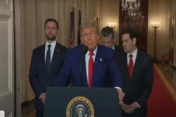 डोनाल्ड ट्रंप की चेतावनी: ईरान में शांति या त्रासदी