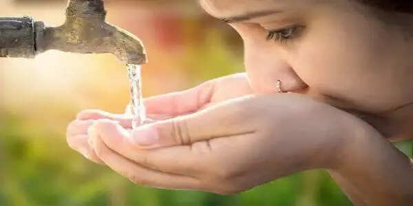 बोतलबंद पानी कितना सही, जानिए विशेषज्ञों की राय