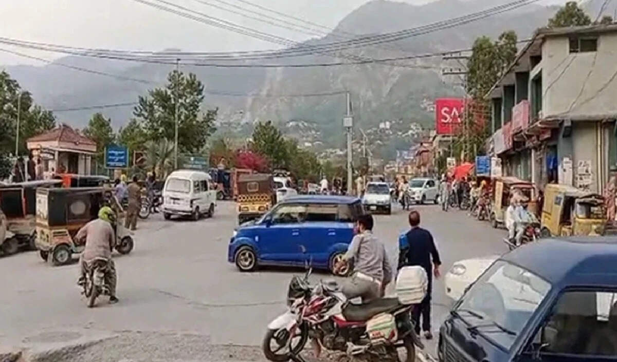 पीओके में छात्रों का ई-मार्किंग प्रणाली और फीस वृद्धि के खिलाफ प्रदर्शन