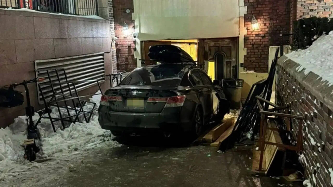 मिशिगन में यहूदी प्रार्थना स्थल पर हमला: सुरक्षा बलों ने हमलावर को किया ढेर