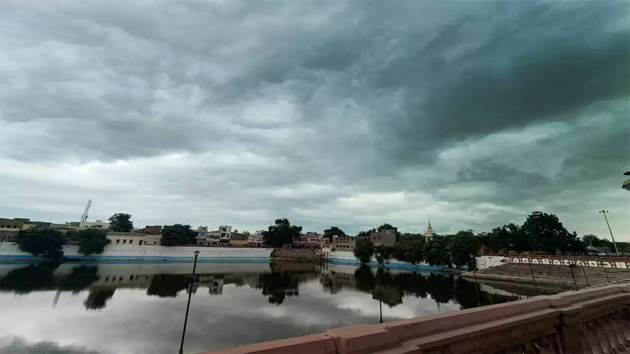 दक्षिण पश्चिम मानसून की गति में रुकावट, बारिश में कमी