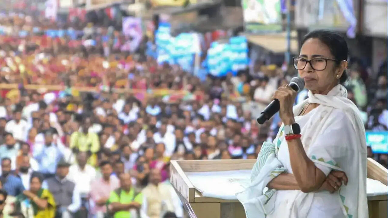 भवानीपुर में TMC और BJP कार्यकर्ताओं के बीच सियासी टकराव