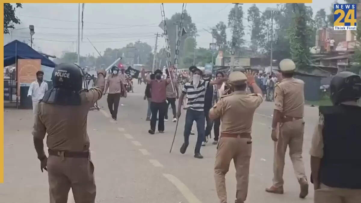 बिहार में नेपाल के प्रदर्शन के कारण हाई अलर्ट घोषित