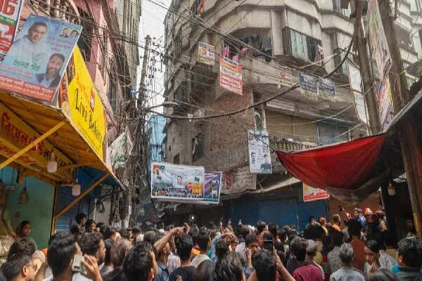 बांग्लादेश में भूकंप के झटकों से मची अफरा-तफरी, 10 लोगों की मौत