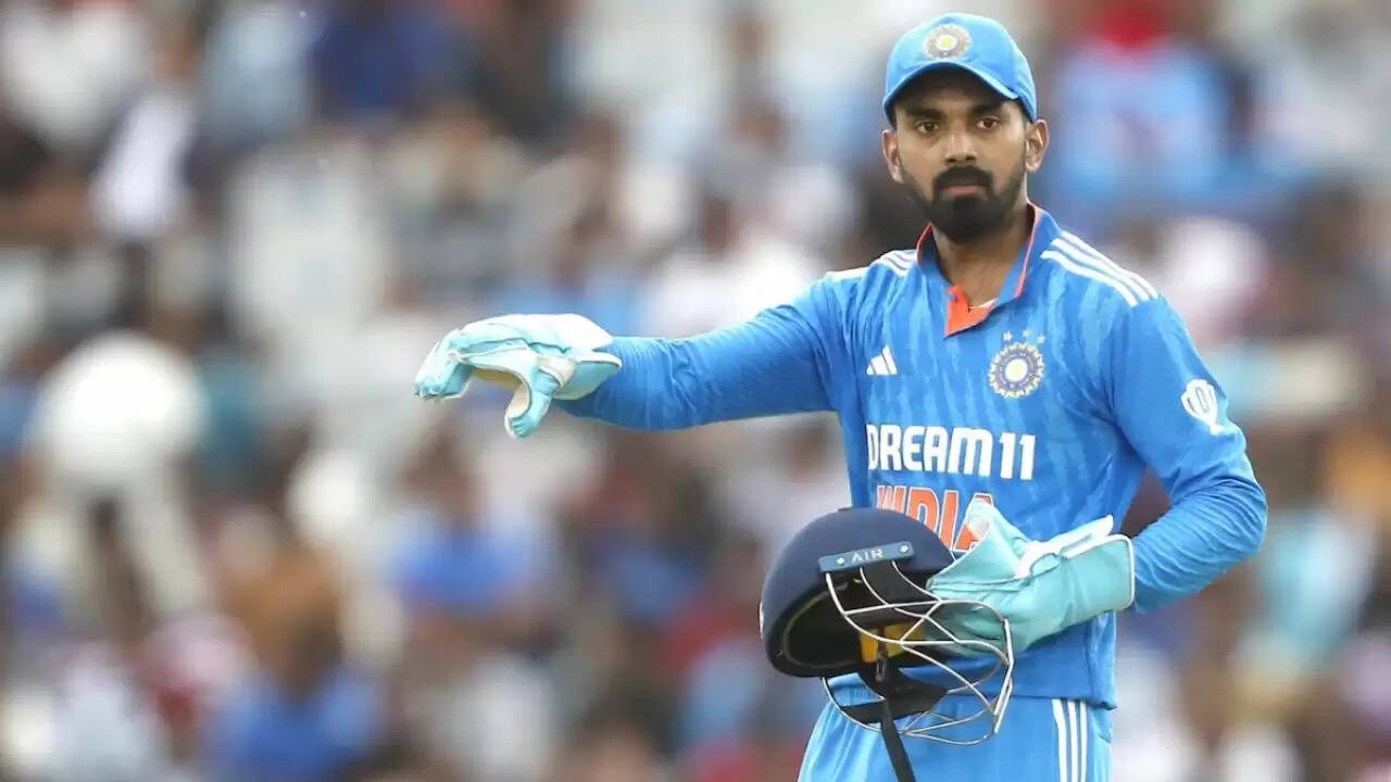 अफ्रीका वनडे सीरीज के लिए भारतीय टीम में शामिल नहीं हुए ये 3 खिलाड़ी