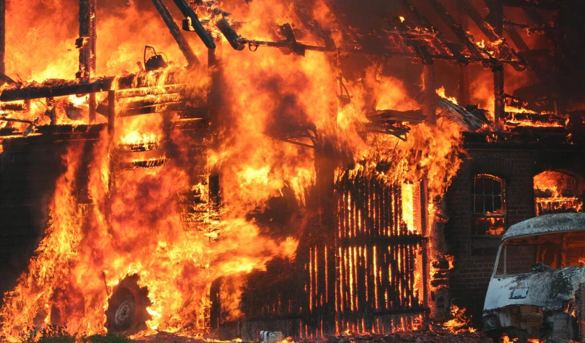 स्विट्जरलैंड में नए साल की पूर्व संध्या पर बार में धमाका, कई लोगों की मौत