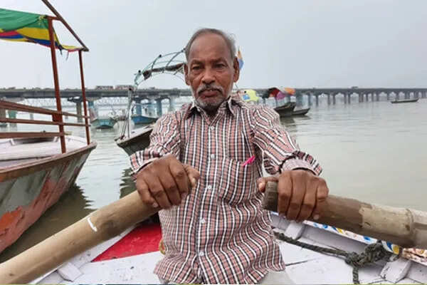 प्रयागराज के नाविकों ने पीएम मोदी के जन्मदिन पर दी शुभकामनाएं