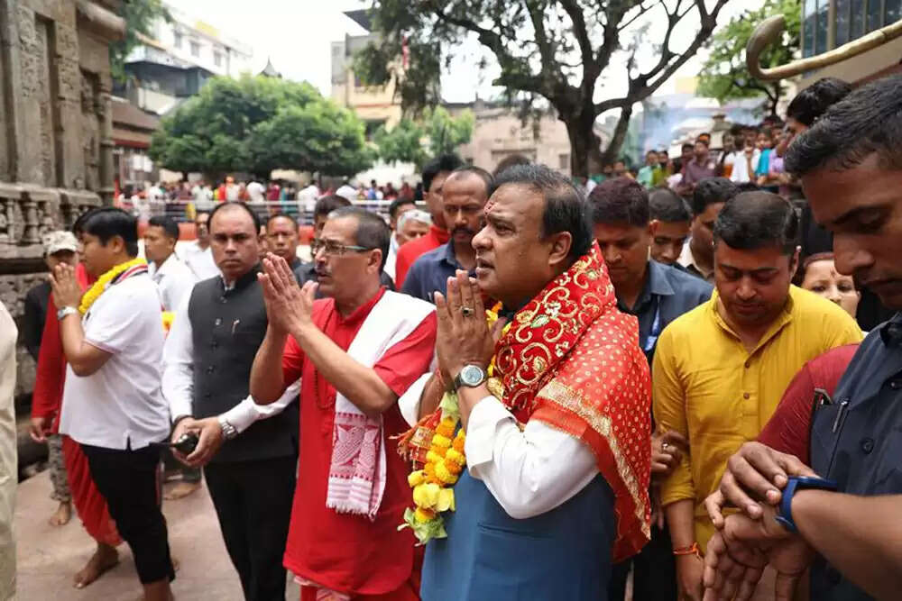 असम में चुनावी रणनीति: सांप्रदायिक ध्रुवीकरण की कोशिश