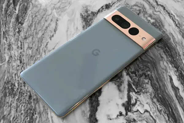 जापान में Google को बड़ा झटका: Pixel 7 सीरीज पर लगा बैन