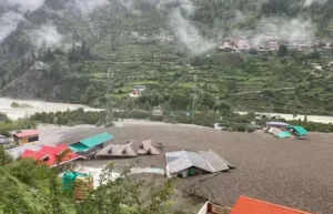 उत्तराखंड में बादल फटने से 70 से अधिक लोग लापता, राहत कार्य जारी