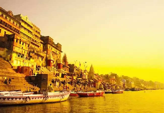 बनारस में देवी-देवताओं पर अभद्र टिप्पणी करने वाले युवक की गिरफ्तारी