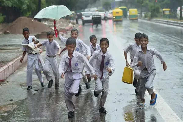 पंजाब में भारी बारिश के चलते स्कूलों की चार दिन की छुट्टी