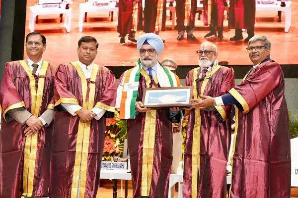 सीएमए पेशे की बढ़ती भूमिका पर जोर, आईसीएमएआई का 13वां राष्ट्रीय छात्र कॉन्वोकेशन 2026