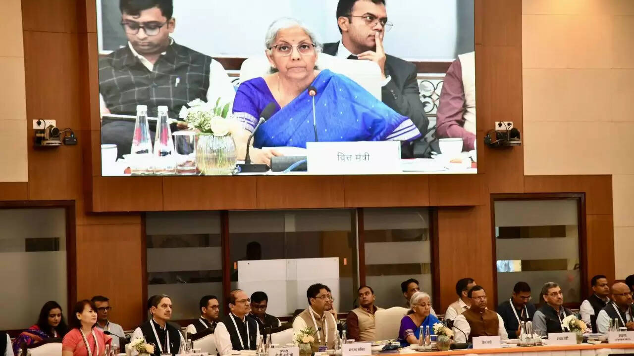 जीएसटी परिषद का नया निर्णय: टैक्स स्लैब में बदलाव